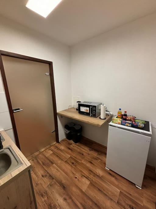 Gemuetliche Wohnung Mit Balkon Saarbrücken Eksteriør billede